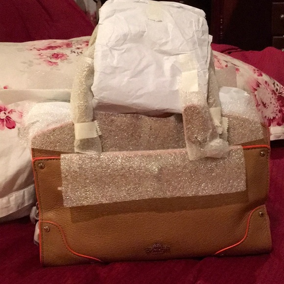 Coach mini Brand New - Picture 2 of 6